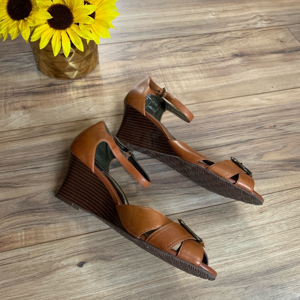 Lands end sandals